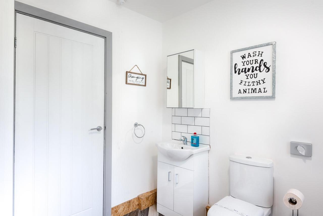 Groves House Swansea City Centre Apartment Bagian luar foto