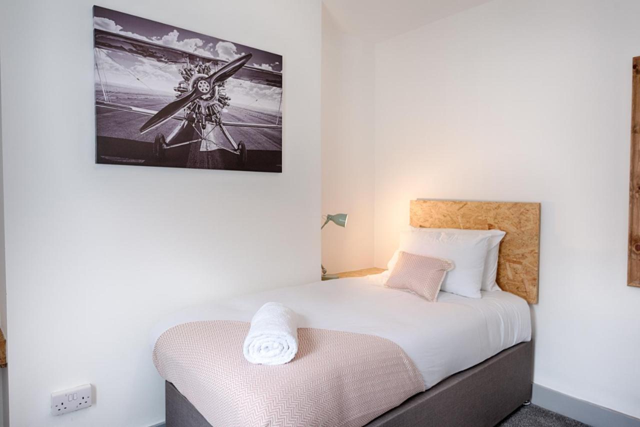 Groves House Swansea City Centre Apartment Bagian luar foto